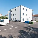 Kamarin Apartamento *