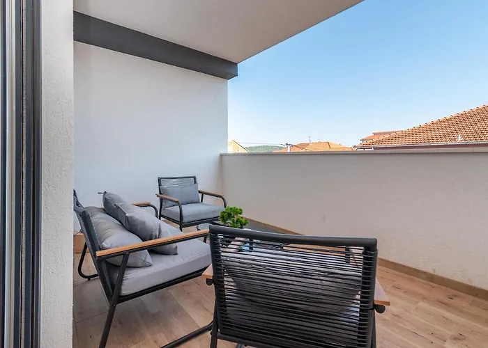 Apartment Kamarin Trogir
